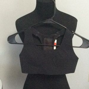 Lululemon sports bra new